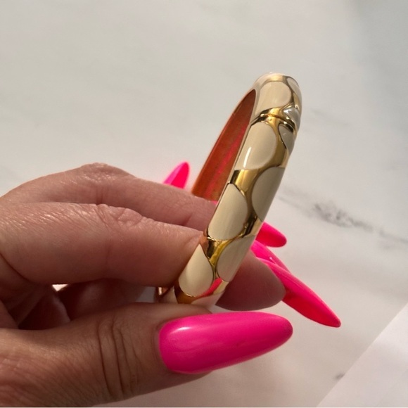 Premier Designs gold tone enamel clamper bracelet - Picture 7 of 7